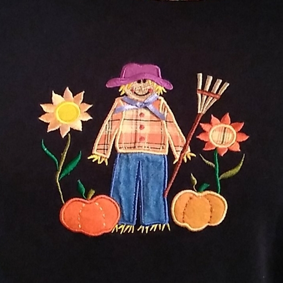 Designers Original Studio Treat Fall Halloween 🎃 - Picture 2 of 3